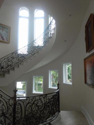 241693540 545459126708112 6893001852136735808 n